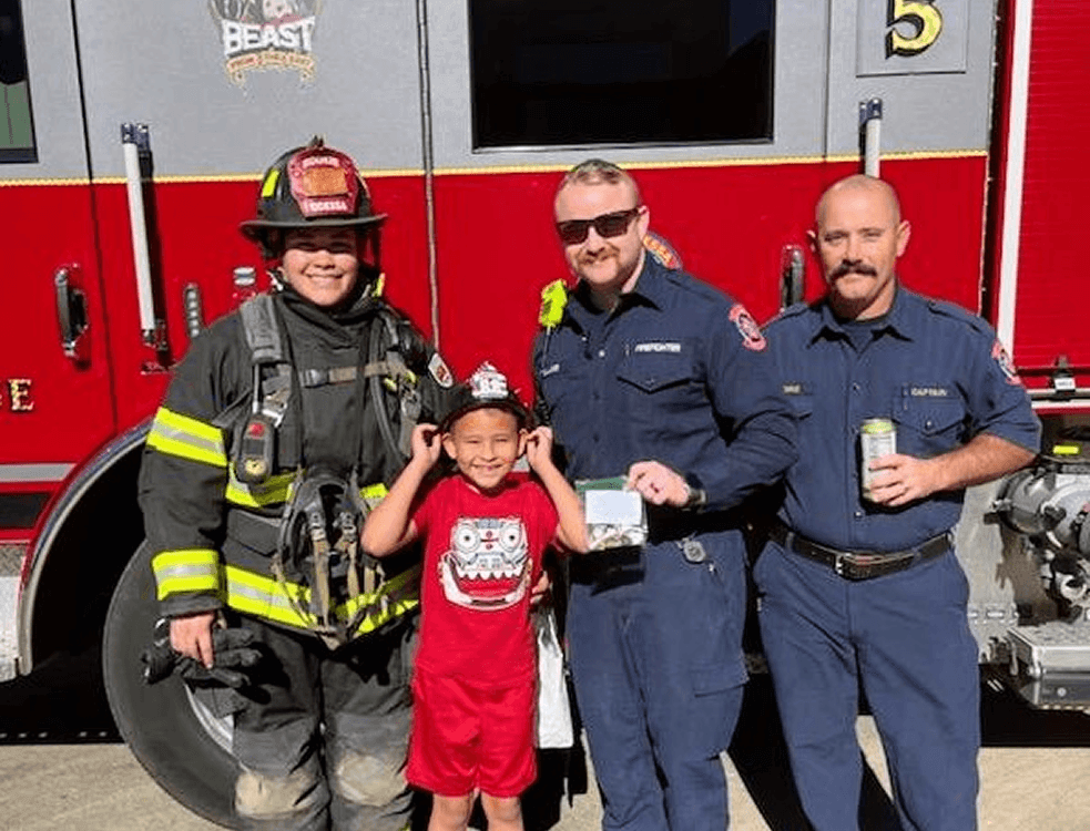 Right Club Gives Back slideshow-14
