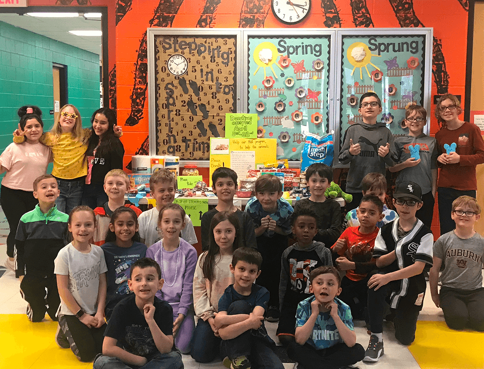 Right Club Gives Back slideshow-16